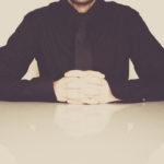 ドコモとAUの解約月